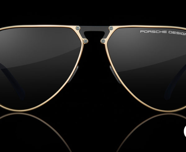 Die Porsche Design Sonnenbrille P8938, ausgezeichnet mit dem German Design Award 2022.